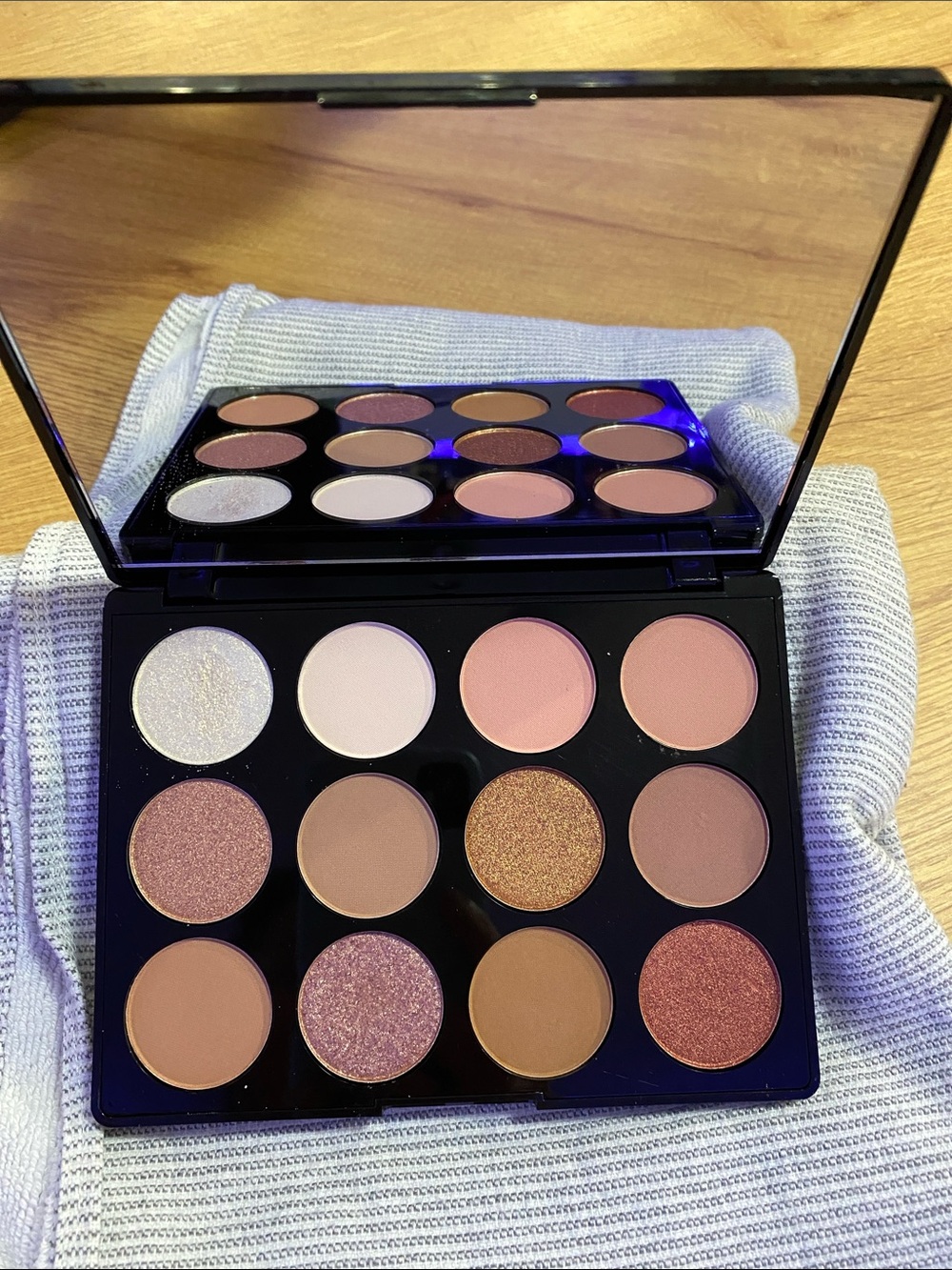 Everyday Neutral & Rose 12-Shade Eyeshadow Palette